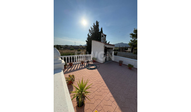 Resale - Villa - Albatera - Partida Lomas