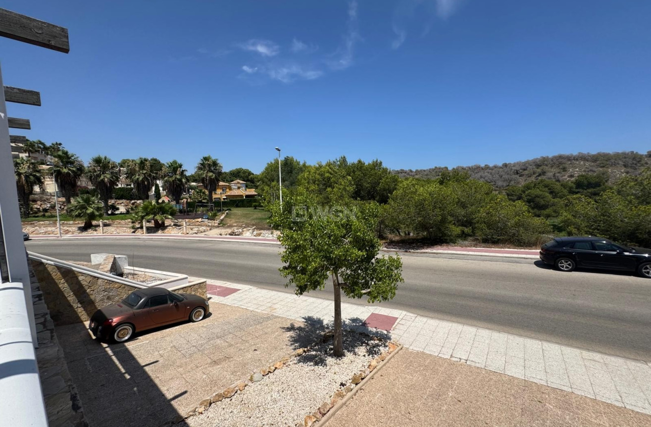 Reventa - Apartamento / piso - Las Ramblas Golf - Inland