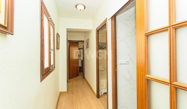 Resale - Apartment / flat - Torrevieja - Playa del Cura