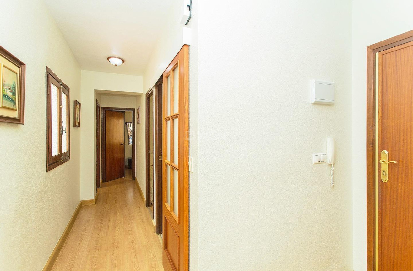 Resale - Apartment / flat - Torrevieja - Playa del Cura