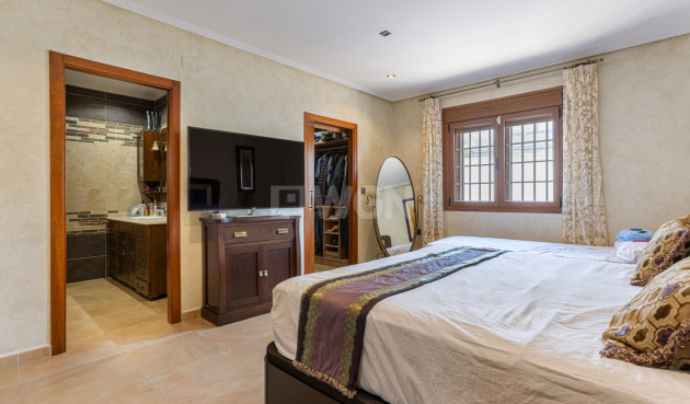 Resale - Villa - Los Montesinos - Costa Blanca