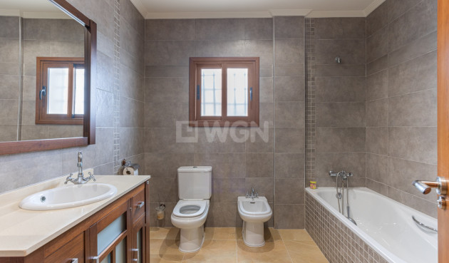 Resale - Villa - Los Montesinos - Costa Blanca