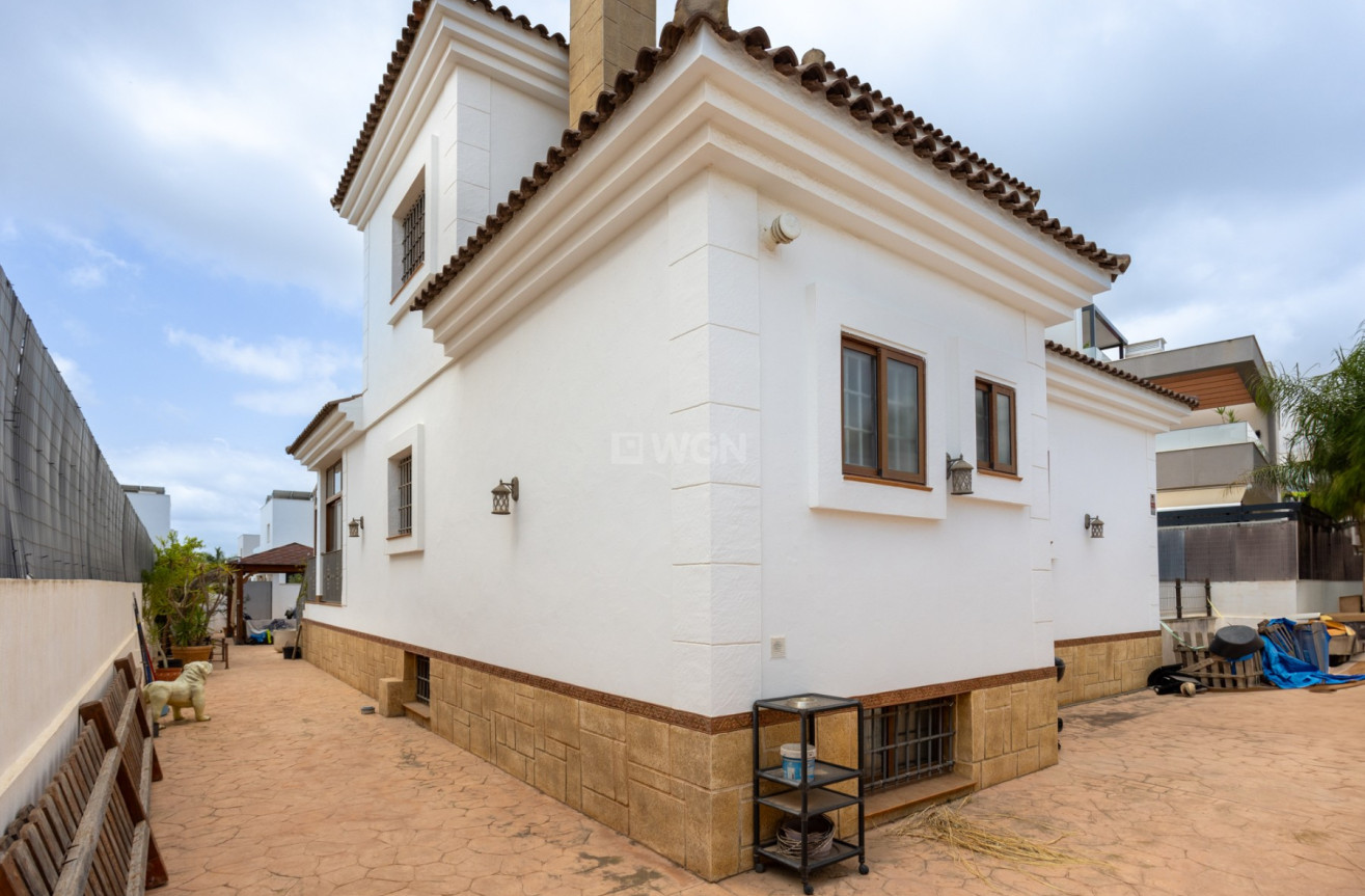 Resale - Villa - Los Montesinos - Costa Blanca