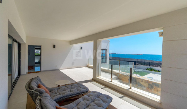 Resale - Villa - Torrevieja - La Veleta