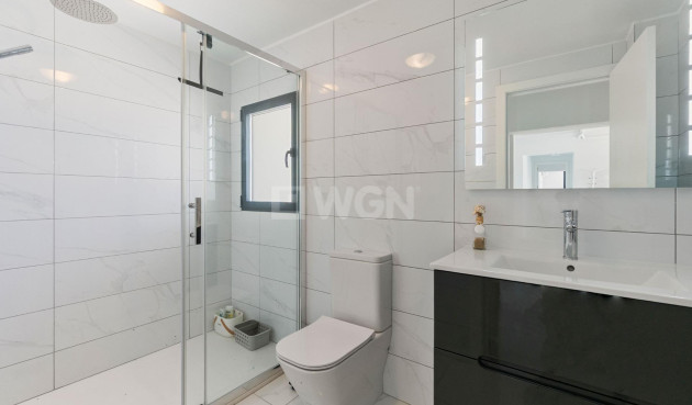 Resale - Villa - Torrevieja - La Veleta