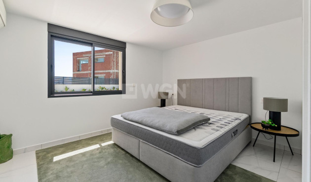 Resale - Villa - Torrevieja - La Veleta