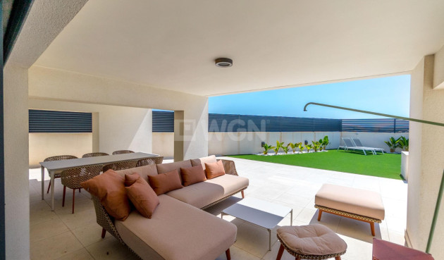 Resale - Villa - Torrevieja - La Veleta