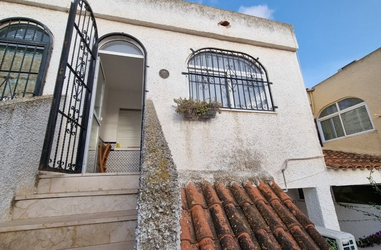 Odsprzedaż - Mieszkanie w bloku - Los Alcázares - Costa Calida