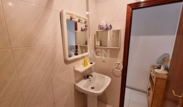 Odsprzedaż - Mieszkanie w bloku - Los Alcázares - Costa Calida