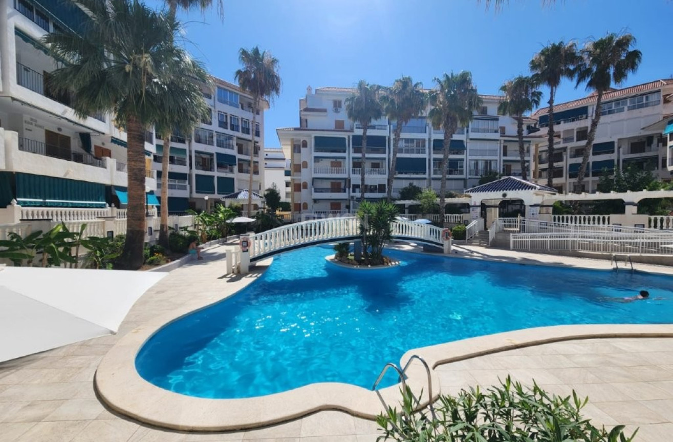 Resale - Apartment / flat - La Mata - Costa Blanca
