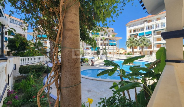Resale - Apartment / flat - La Mata - Costa Blanca