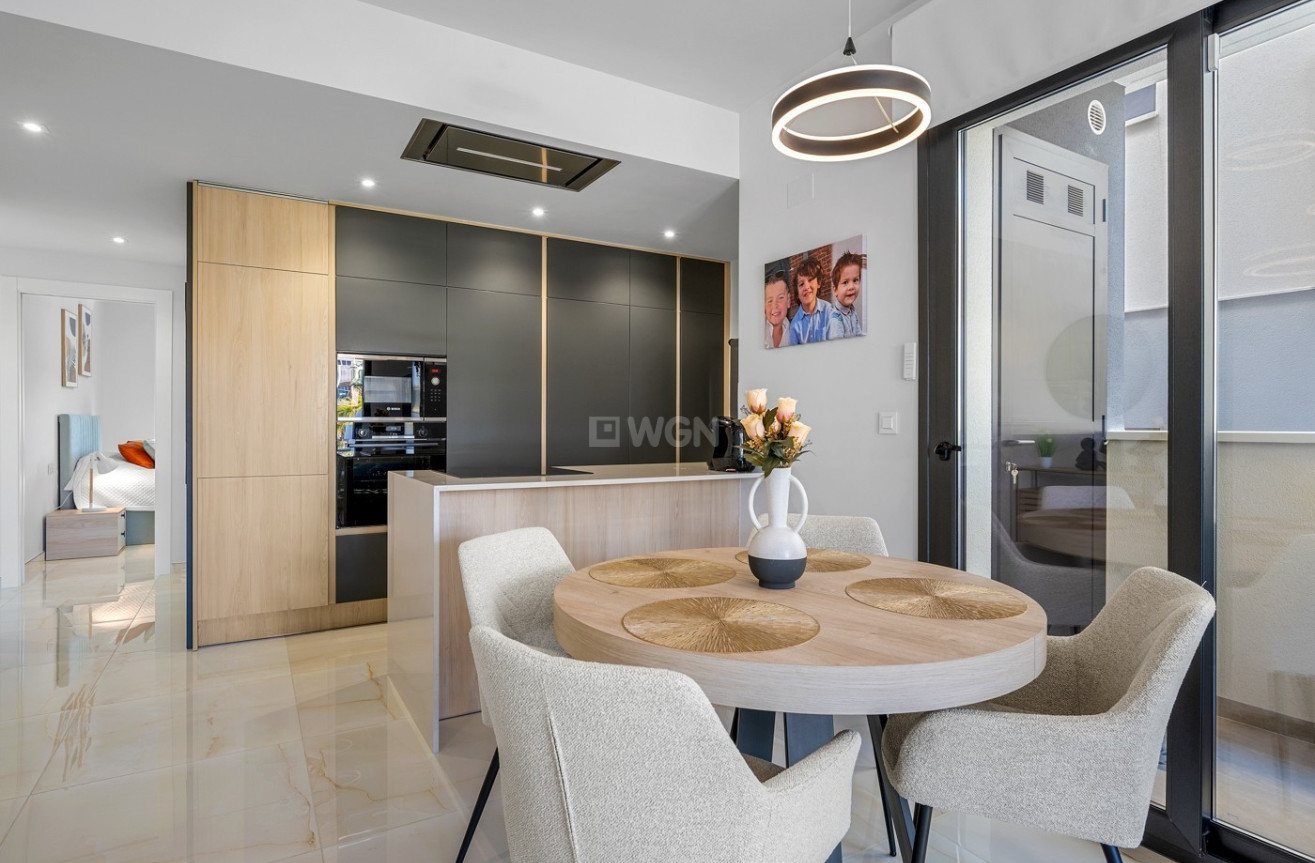 Odsprzedaż - Mieszkanie w bloku - Playa Flamenca - Costa Blanca