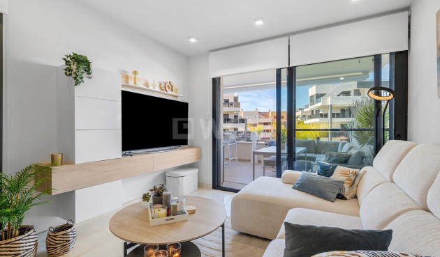 Odsprzedaż - Mieszkanie w bloku - Playa Flamenca - Costa Blanca