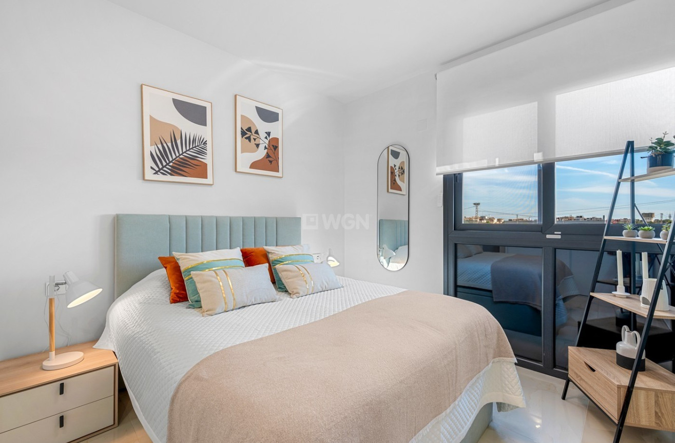 Odsprzedaż - Mieszkanie w bloku - Playa Flamenca - Costa Blanca