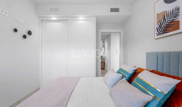 Odsprzedaż - Mieszkanie w bloku - Playa Flamenca - Costa Blanca