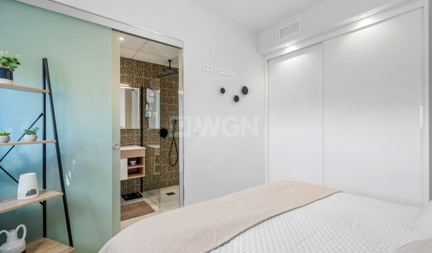 Odsprzedaż - Mieszkanie w bloku - Playa Flamenca - Costa Blanca