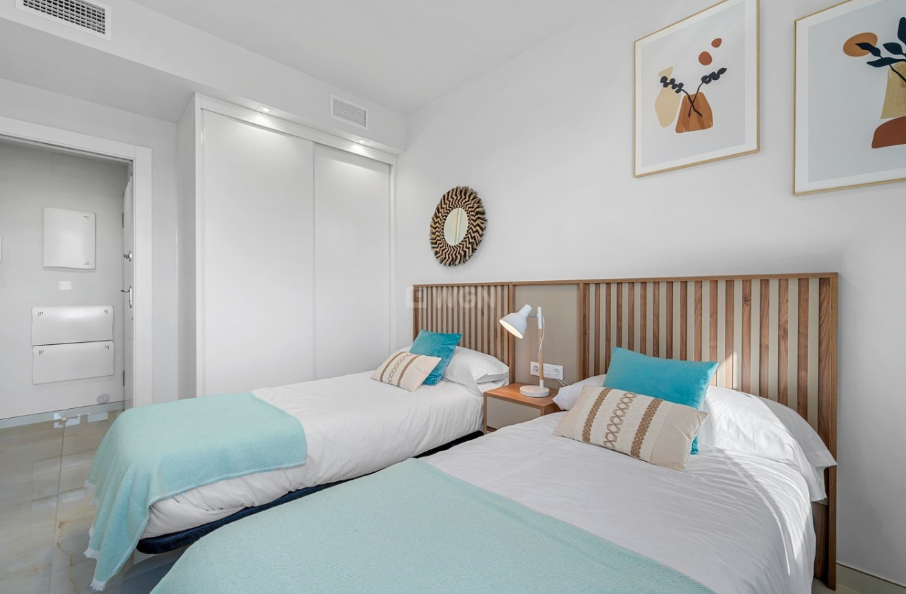 Odsprzedaż - Mieszkanie w bloku - Playa Flamenca - Costa Blanca