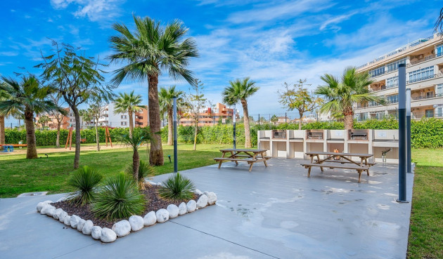 Odsprzedaż - Mieszkanie w bloku - Playa Flamenca - Costa Blanca