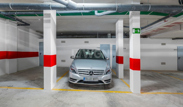 Odsprzedaż - Mieszkanie w bloku - Playa Flamenca - Costa Blanca