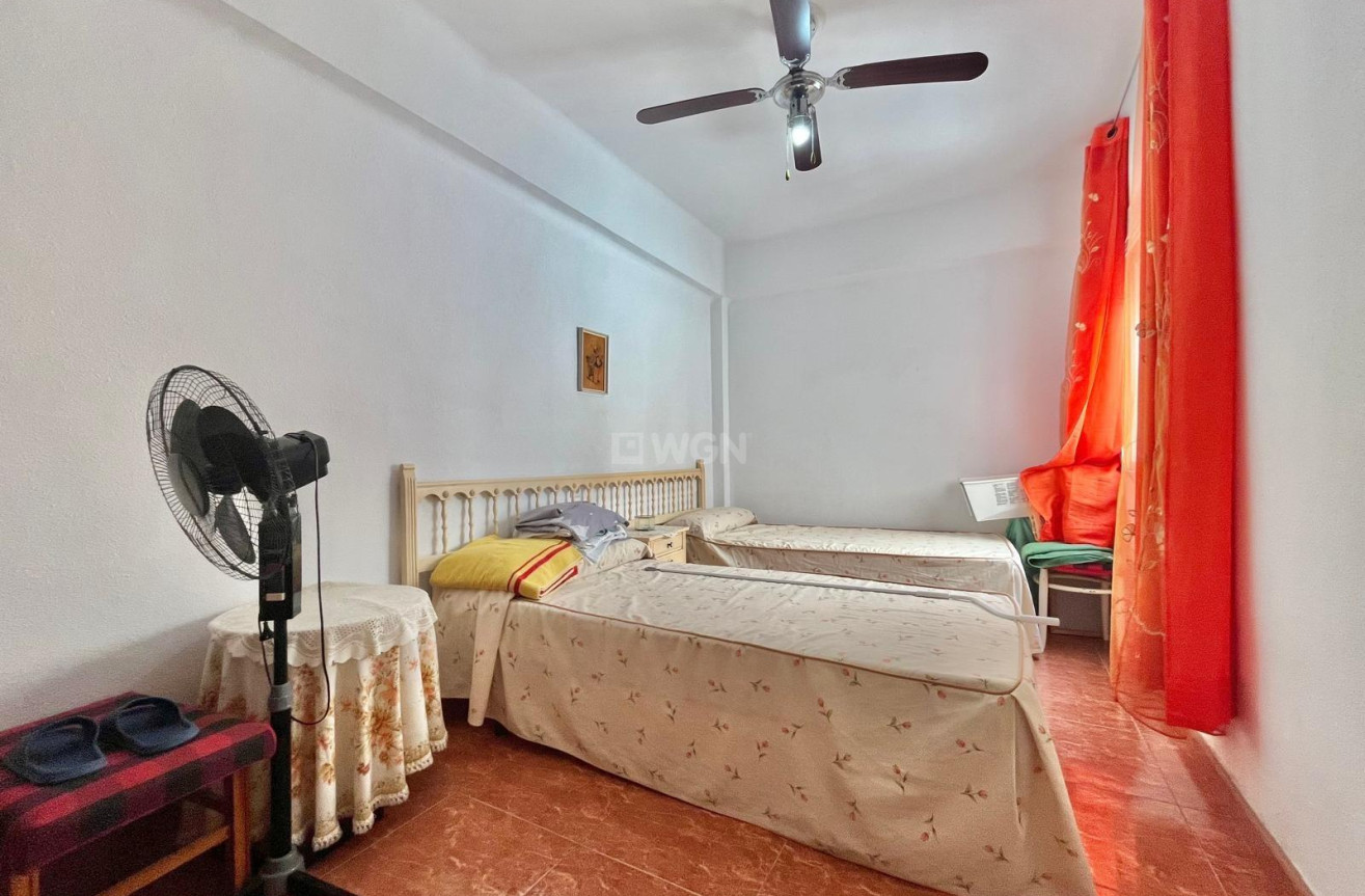 Reventa - Apartamento / piso - Torrevieja - Estacion De Autobuses