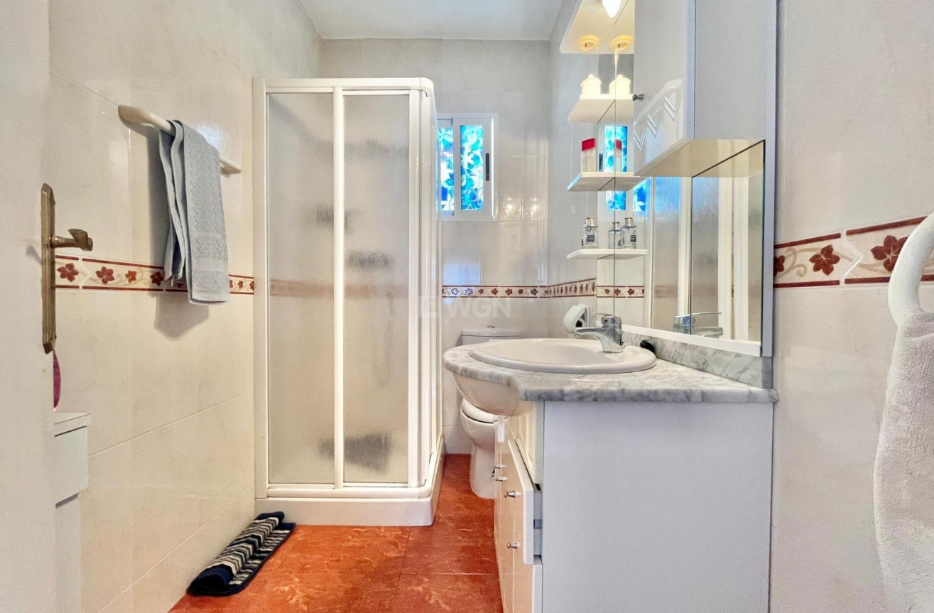 Reventa - Apartamento / piso - Torrevieja - Estacion De Autobuses