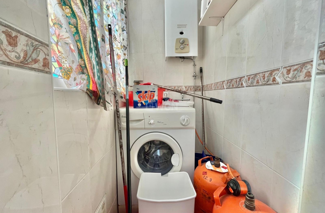 Reventa - Apartamento / piso - Torrevieja - Estacion De Autobuses