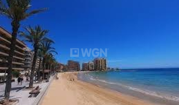 Reventa - Apartamento / piso - Torrevieja - Estacion De Autobuses