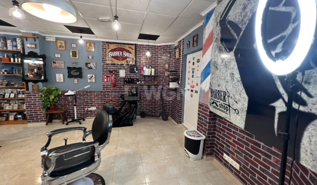 Resale - Commercial - Guardamar del Segura - Centro