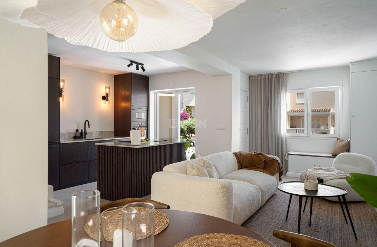 Resale - Villa - Orihuela Costa - Los Almendros-la Florida