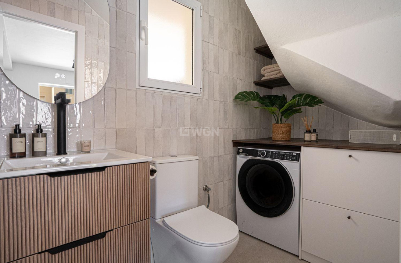 Resale - Villa - Orihuela Costa - Los Almendros-la Florida