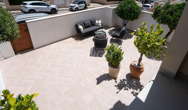 Resale - Villa - Orihuela Costa - Los Almendros-la Florida