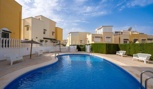 Resale - Villa - Orihuela Costa - Los Almendros-la Florida