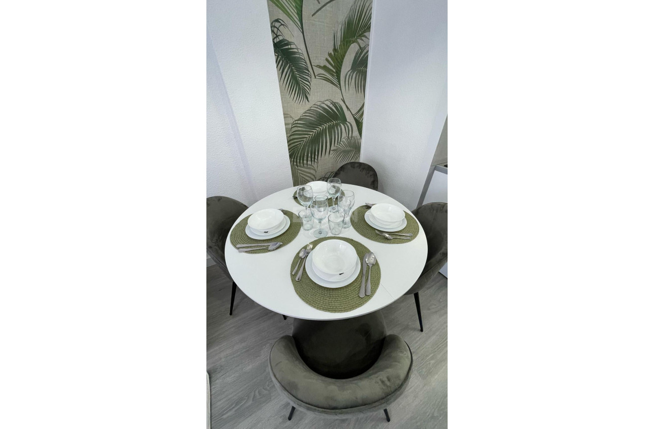 Odsprzedaż - Mieszkanie w bloku - Torrevieja