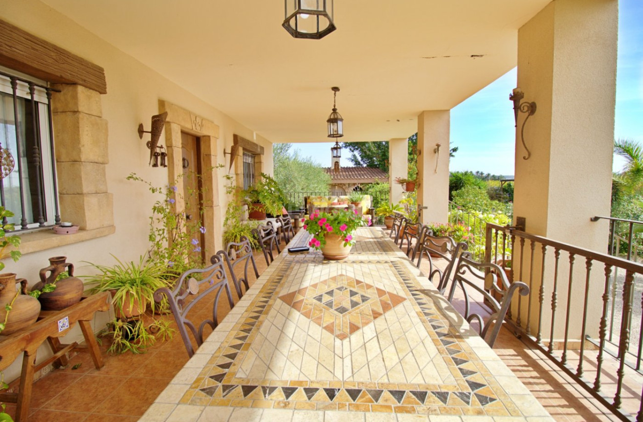 Odsprzedaż - Villa - Elche Pedanías - Valverde