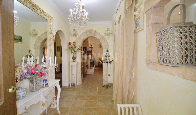 Odsprzedaż - Villa - Elche Pedanías - Valverde