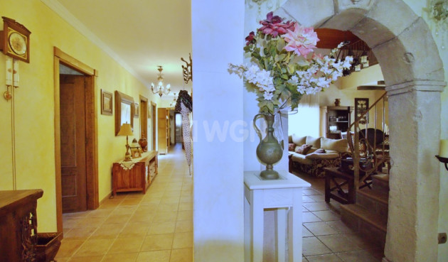 Odsprzedaż - Villa - Elche Pedanías - Valverde