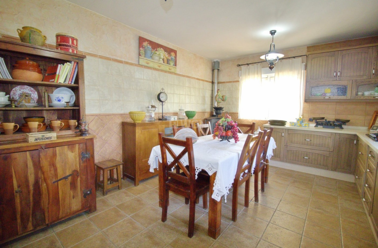 Odsprzedaż - Villa - Elche Pedanías - Valverde