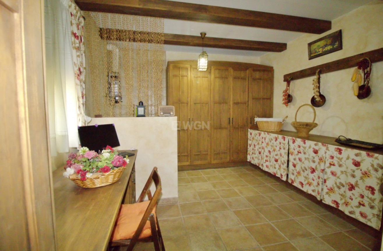 Odsprzedaż - Villa - Elche Pedanías - Valverde