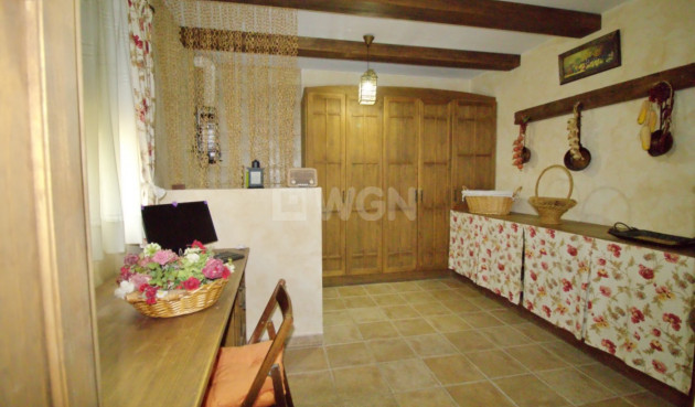 Odsprzedaż - Villa - Elche Pedanías - Valverde