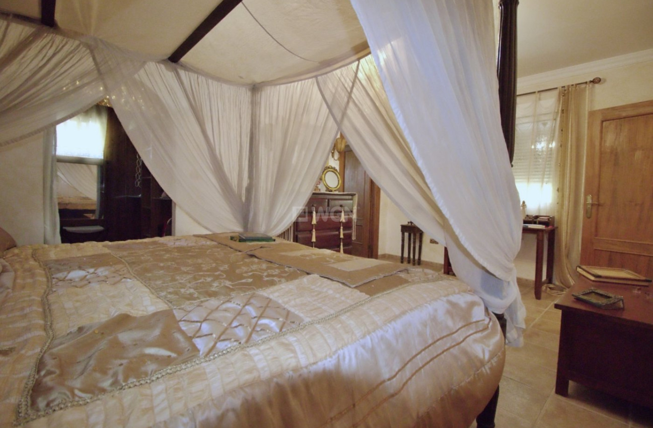 Odsprzedaż - Villa - Elche Pedanías - Valverde