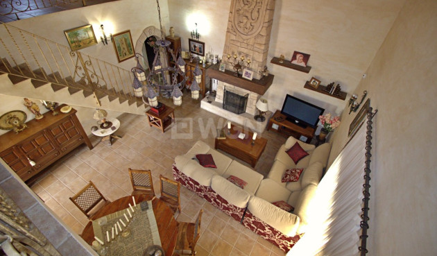 Odsprzedaż - Villa - Elche Pedanías - Valverde