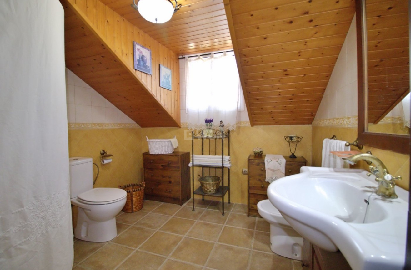 Odsprzedaż - Villa - Elche Pedanías - Valverde