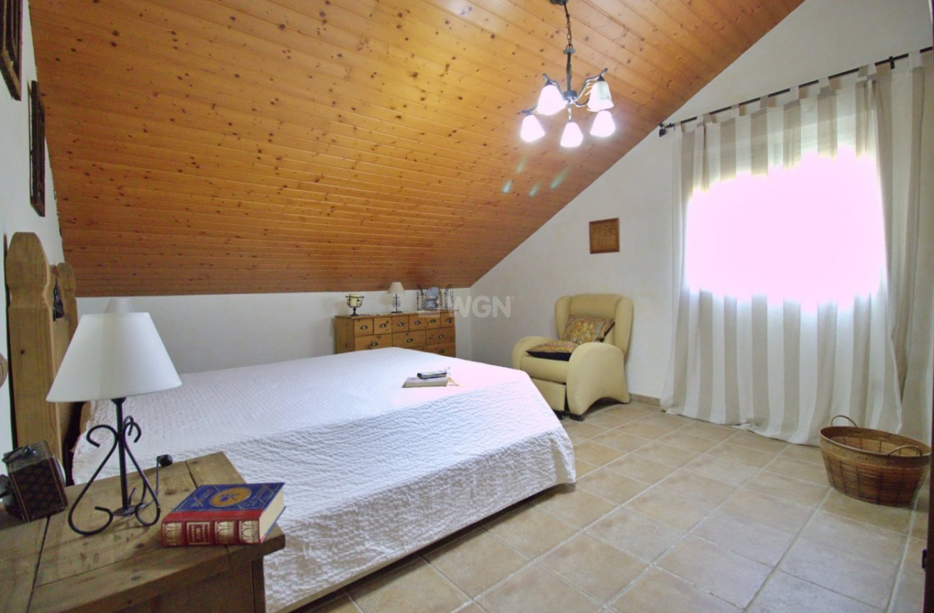 Odsprzedaż - Villa - Elche Pedanías - Valverde