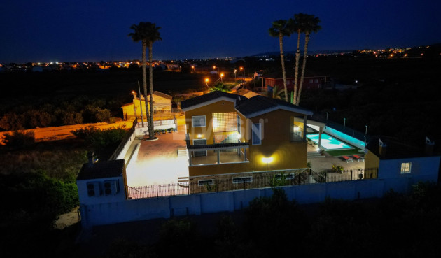 Wiederverkauf - Villa - Orihuela - Inland