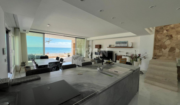 Odsprzedaż - Villa - Torrevieja - La Mata