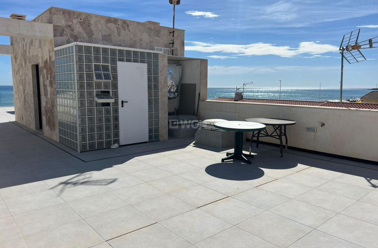 Odsprzedaż - Villa - Torrevieja - La Mata