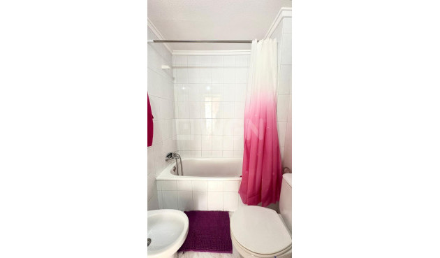 Resale - Apartment / flat - Torrevieja - Playa del Cura
