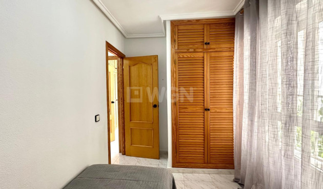 Resale - Apartment / flat - Torrevieja - Playa del Cura