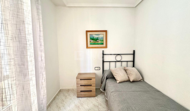 Resale - Apartment / flat - Torrevieja - Playa del Cura