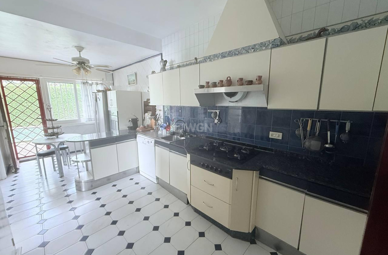 Wiederverkauf - Villa - Orihuela Costa - Campoamor